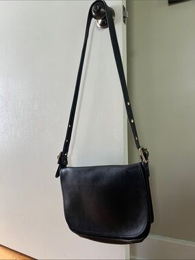 Vintage Coach Black Leather Crossbody Saddle Bag with Gold Hardware